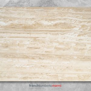 Navona Travertine Unfilled & Honed GR58525