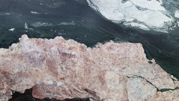 winter-rose-marble-natural-stone-soft-rose-elegance-for-interiors